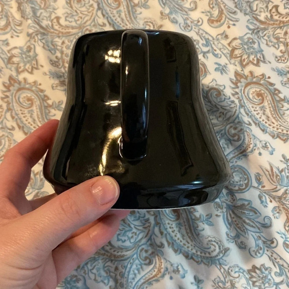 Disney Star Wars Darth Vader sculpted ceramic mug - Picture 3 of 6